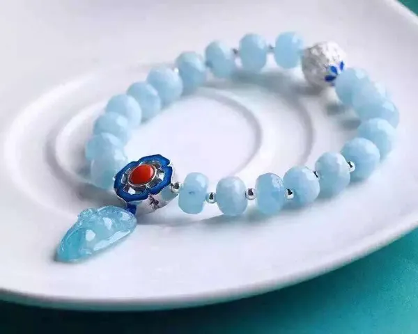 Aquamarine Bracelet — still life