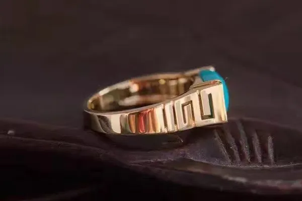 Turquoise Ring — detail